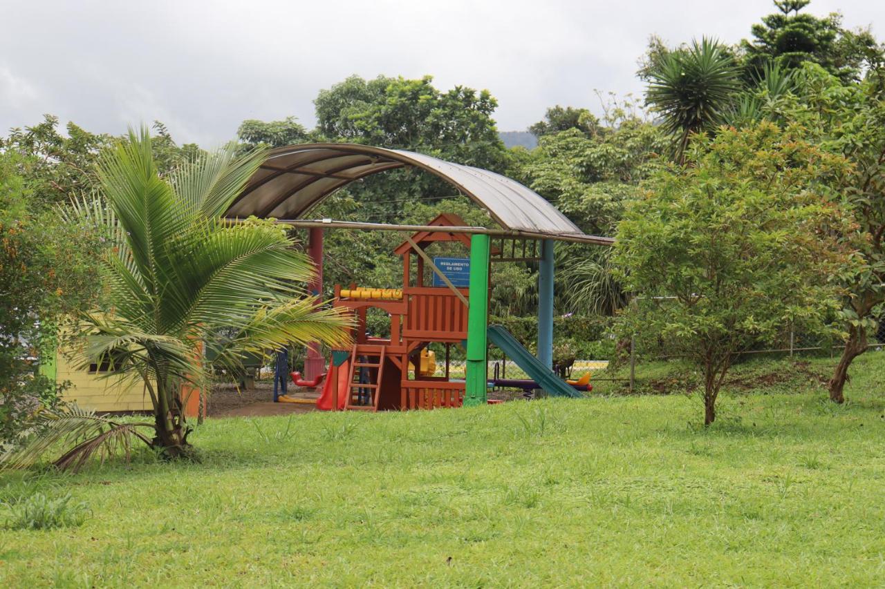 Eco Granja Don Lolo Villa Quesada  ภายนอก รูปภาพ