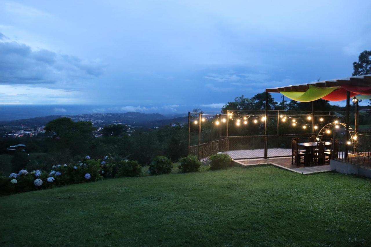 Eco Granja Don Lolo Villa Quesada  ภายนอก รูปภาพ