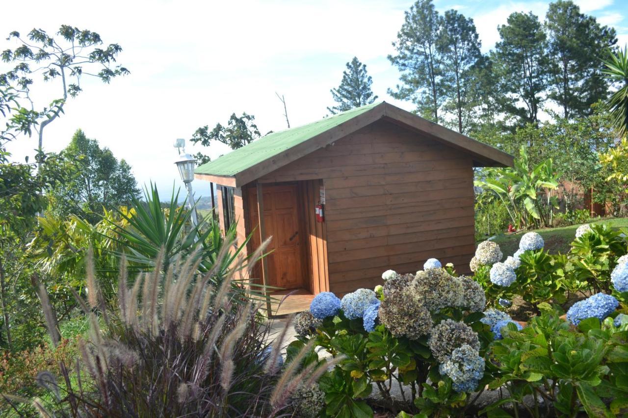 Eco Granja Don Lolo Villa Quesada  ภายนอก รูปภาพ